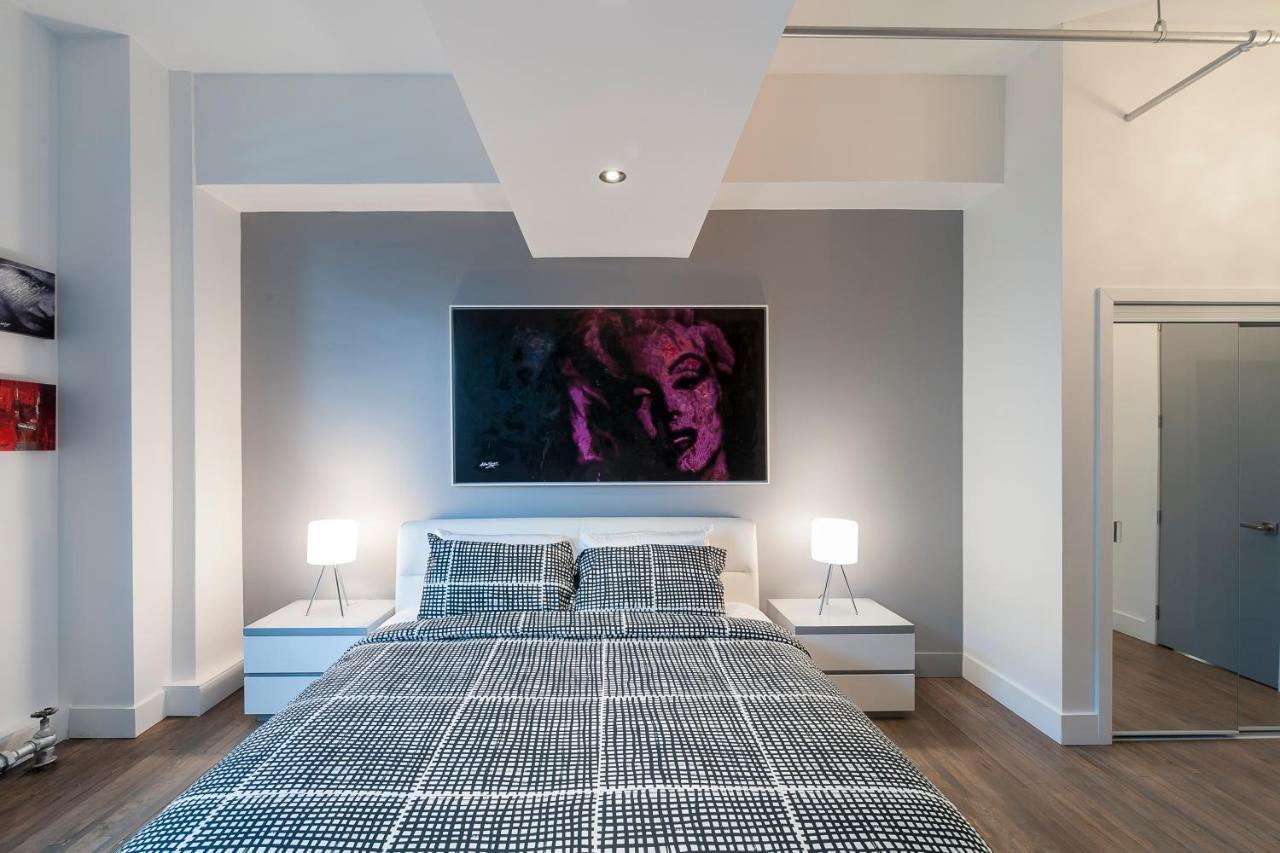 The Executive Loft At The Holland Hotel Монреал Екстериор снимка