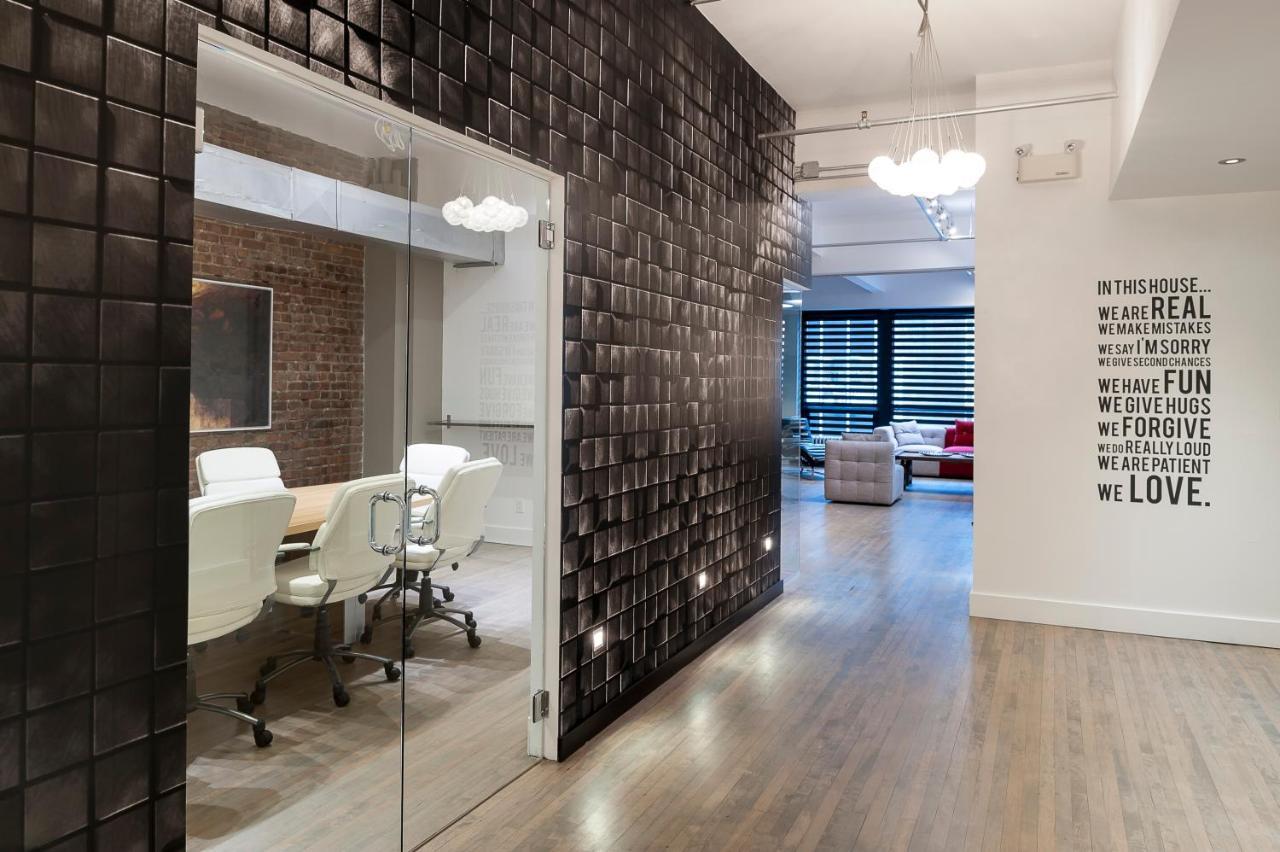 The Executive Loft At The Holland Hotel Монреал Екстериор снимка